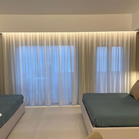 La Finestra Sul Mare Modern Apartment Giardini Naxos Exterior foto